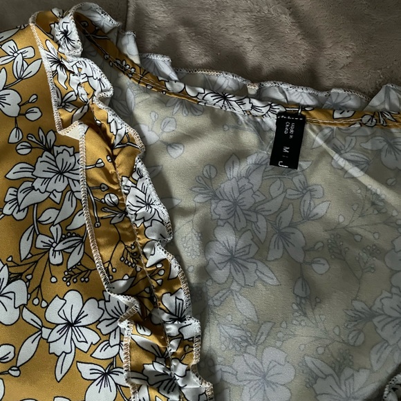 Jillumi Women’s Floral Print Long Sleeves Dress Color: Mustard & White Size:M - Picture 5 of 5